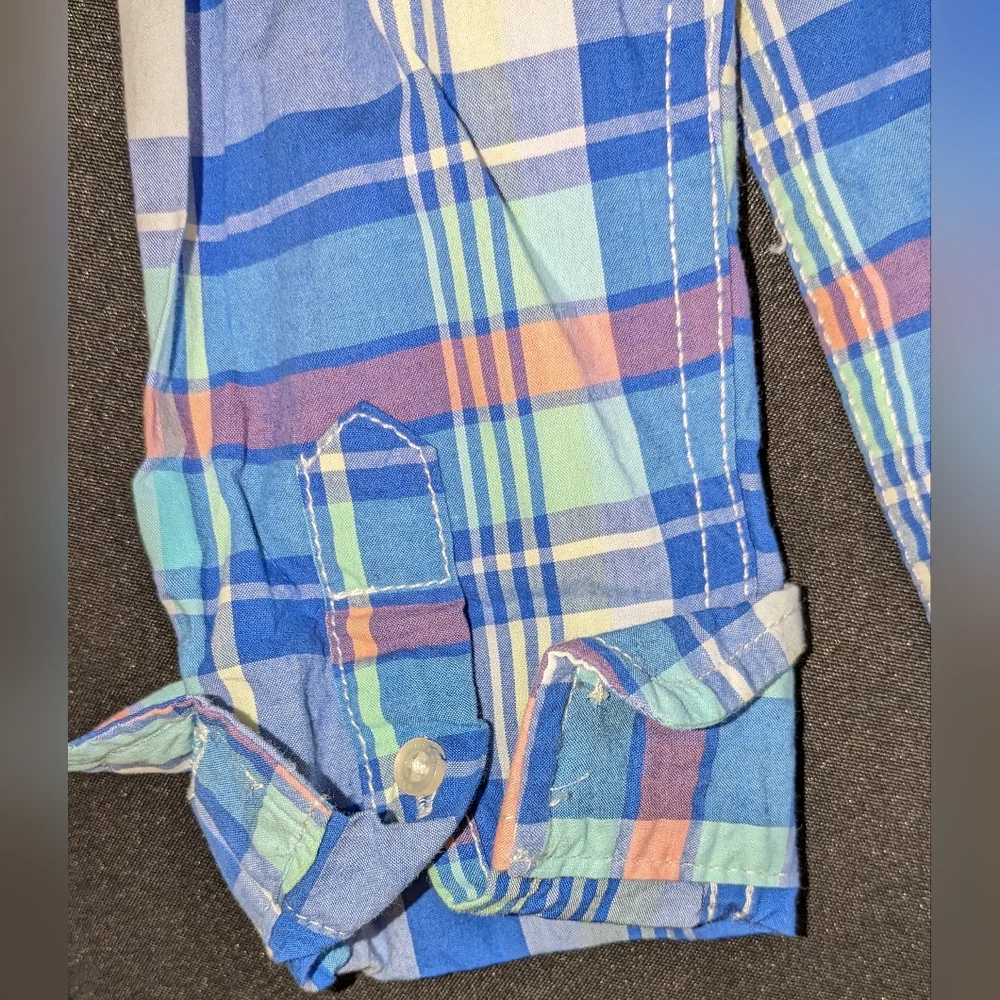 Osh Kosh boys button down, size 6